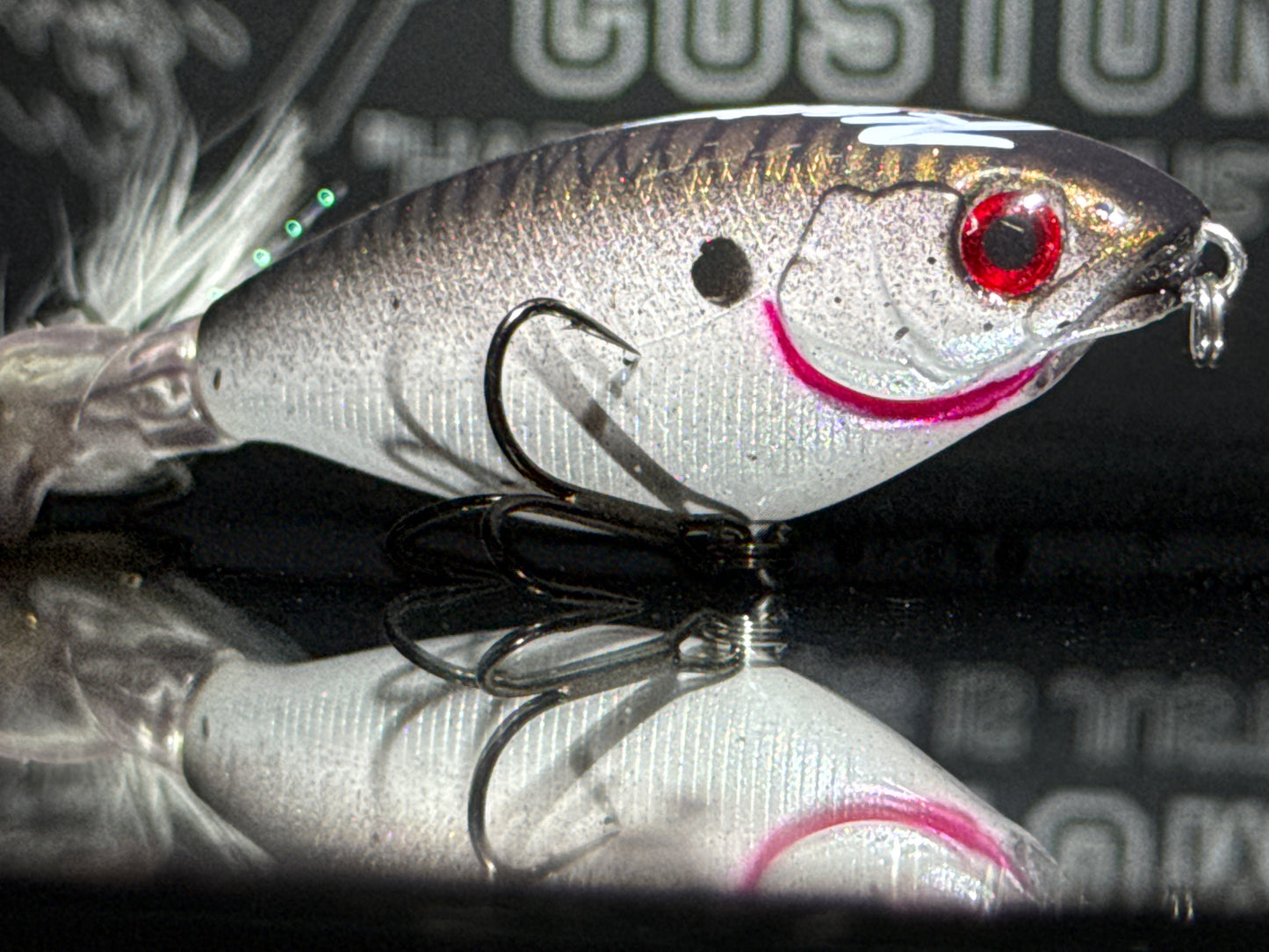 Golden White Shad propeller
