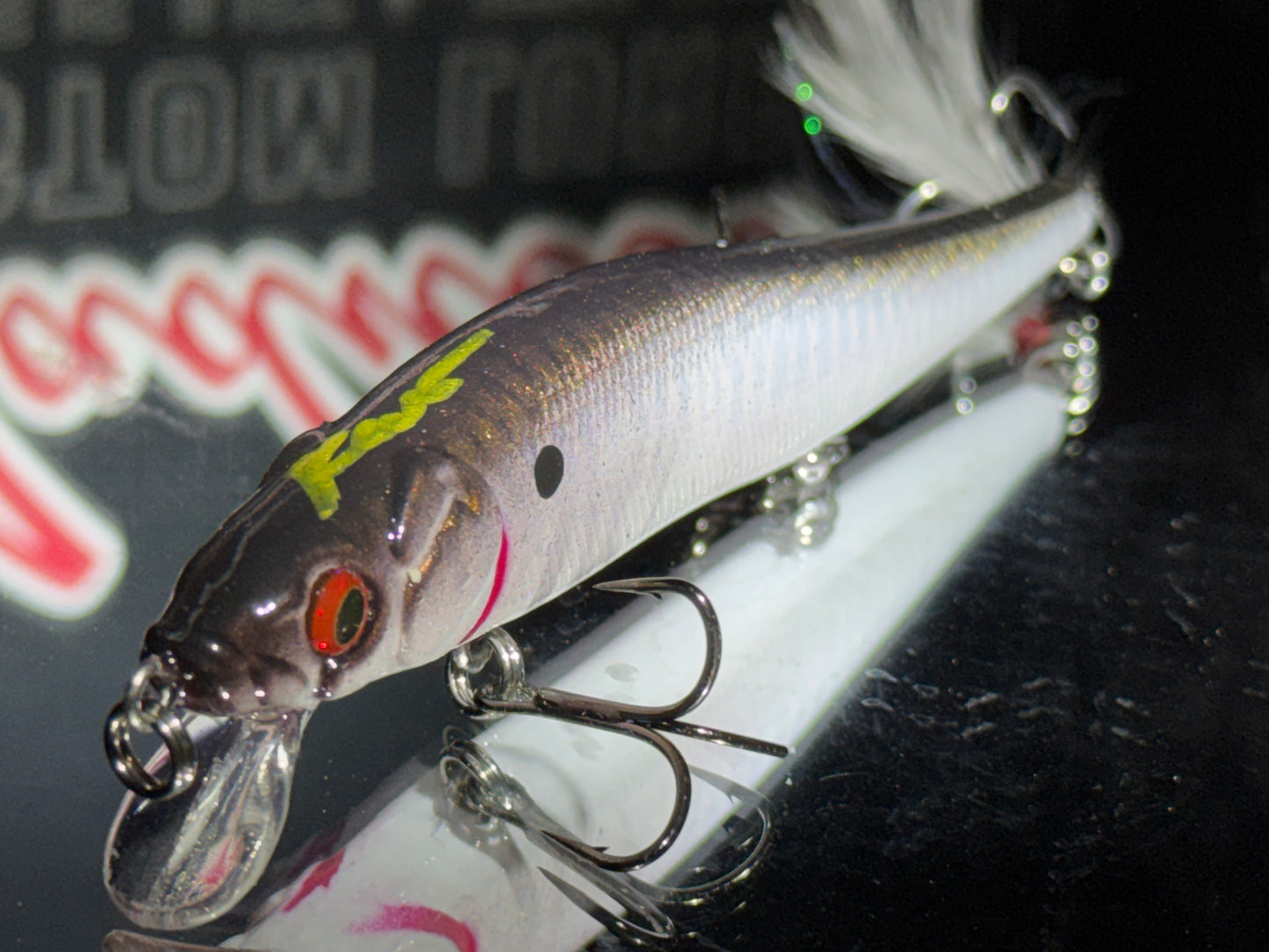 Golden White Shad110