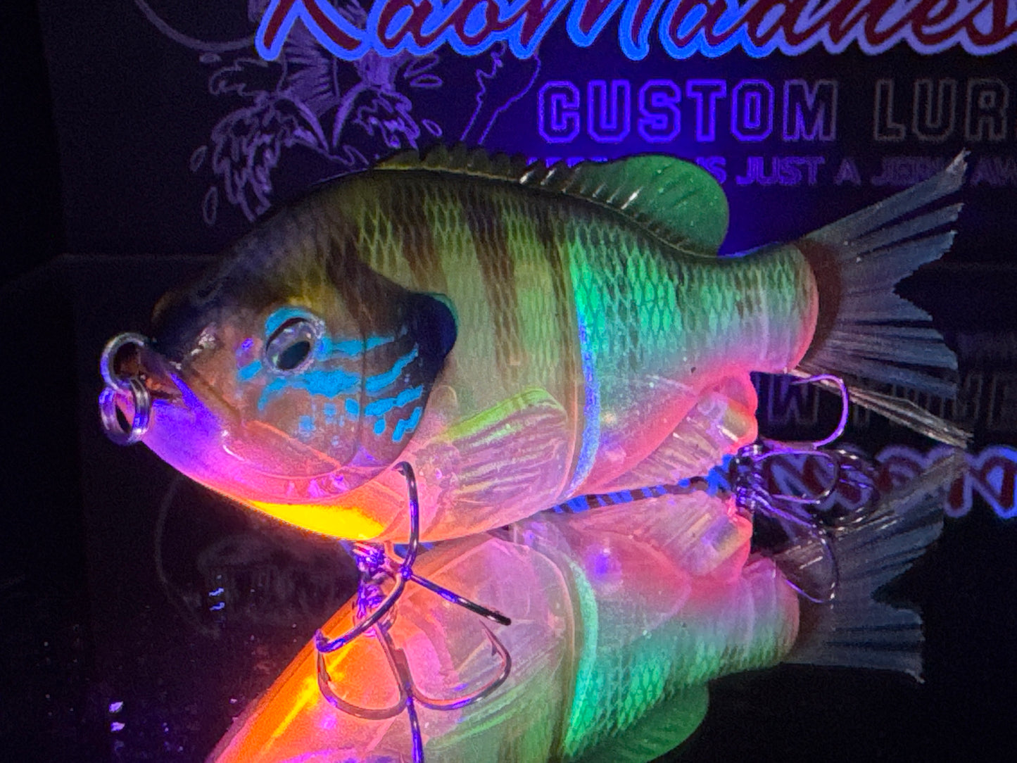 Luminous Gills (floating)