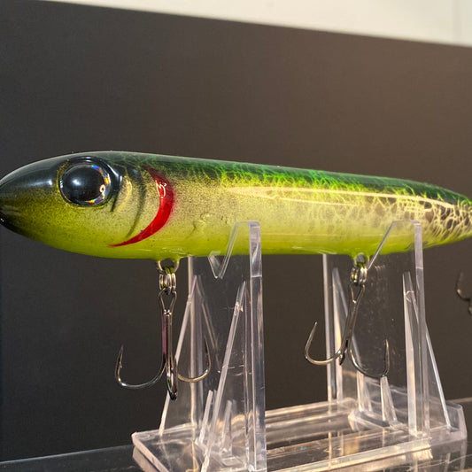 Black Marbling Chartreuse Belly